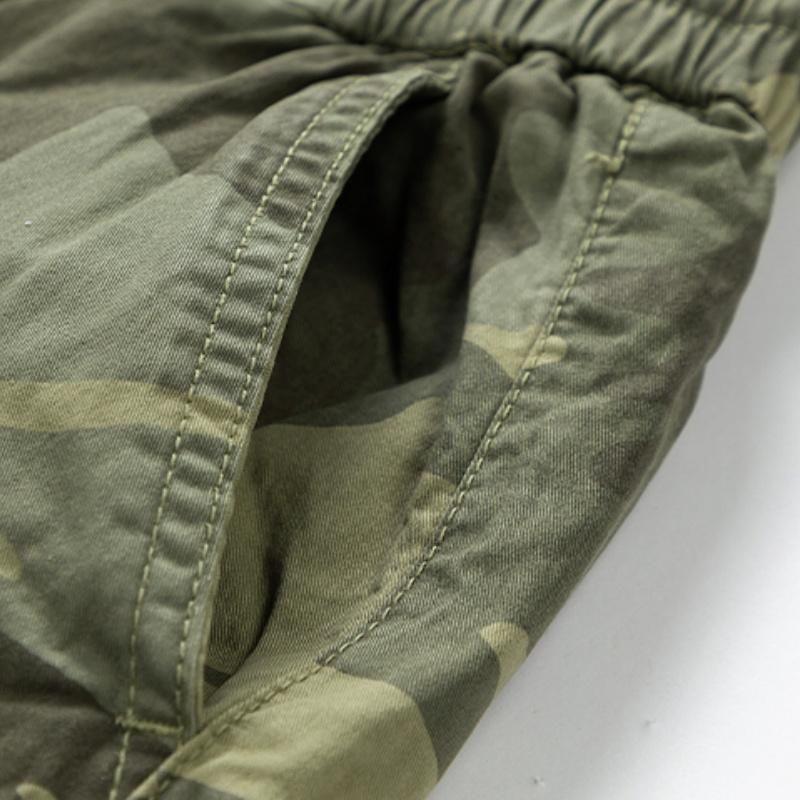 Men’s camouflage cargo shorts
